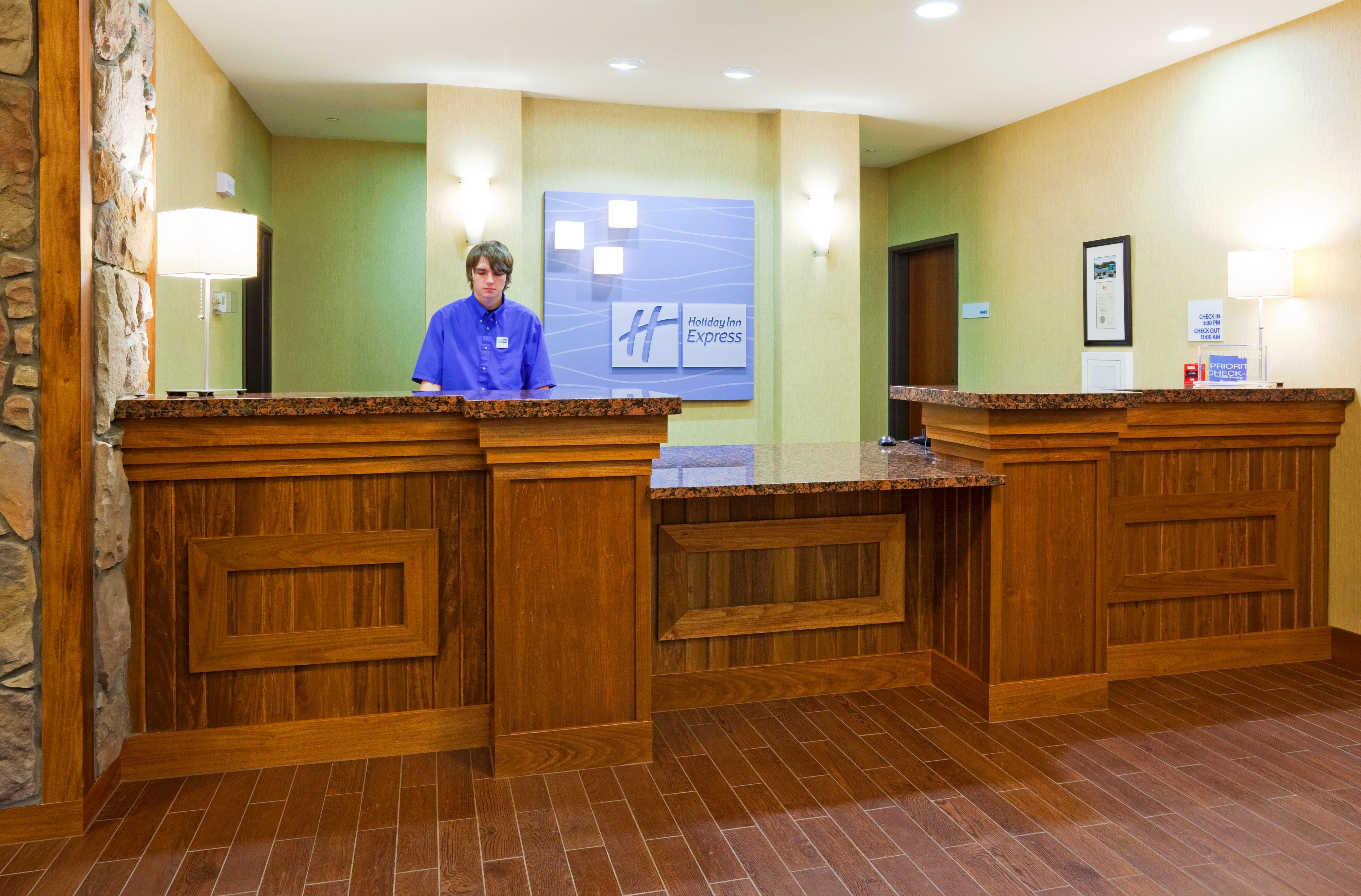 Comfort Inn & Suites Mountain Iron And Virginia Buitenkant foto