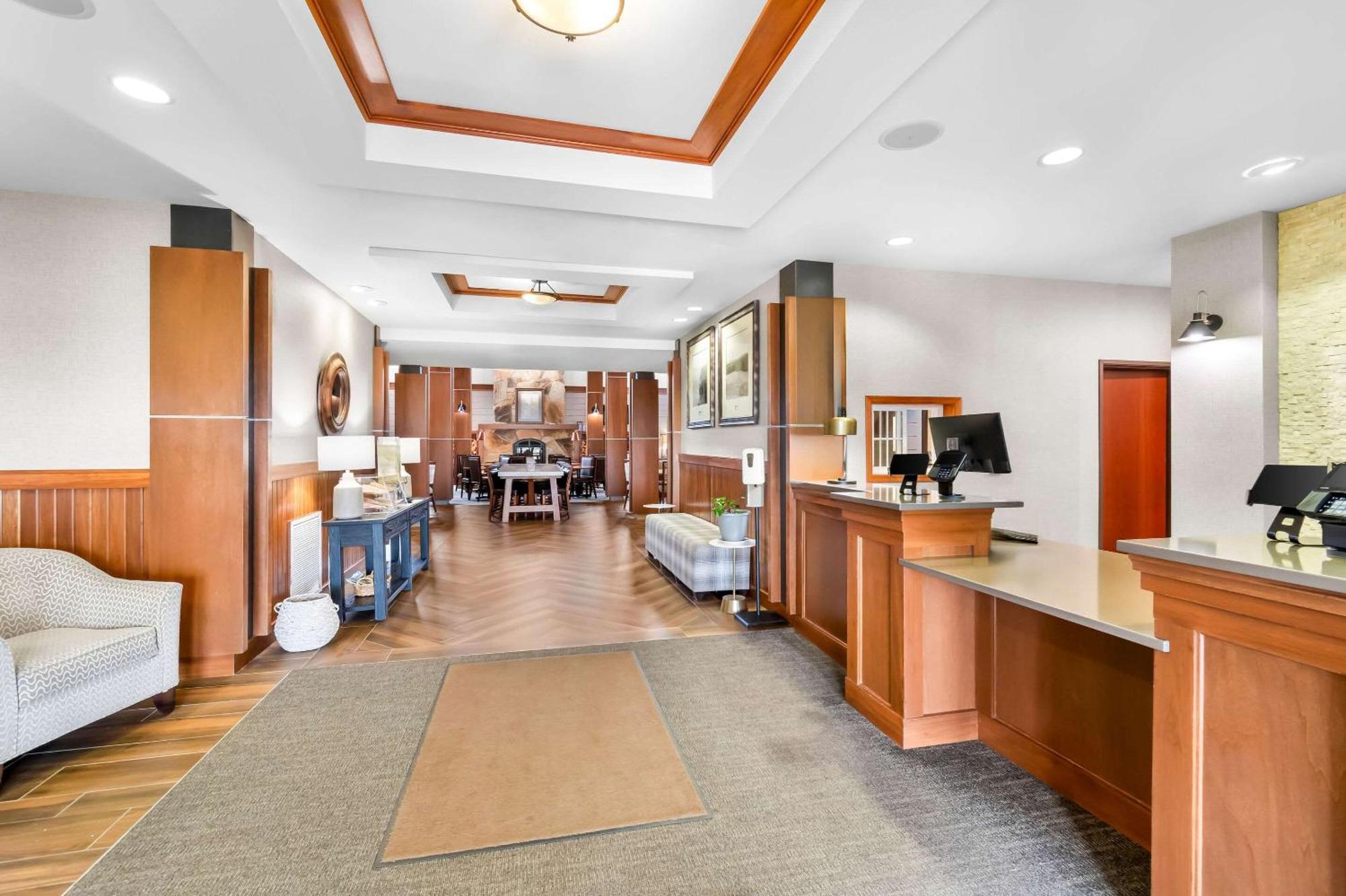 Comfort Inn & Suites Mountain Iron And Virginia Buitenkant foto