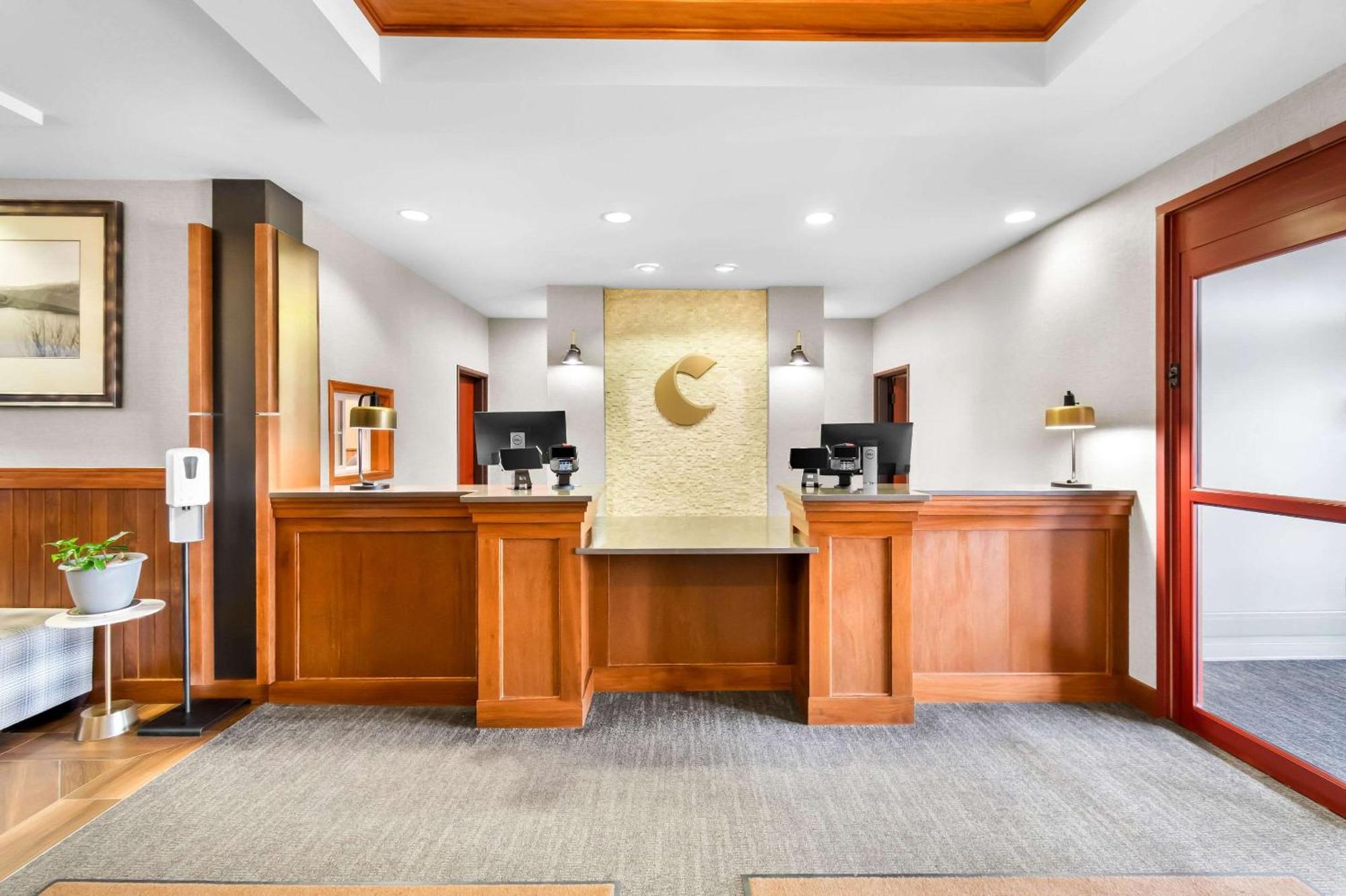 Comfort Inn & Suites Mountain Iron And Virginia Buitenkant foto