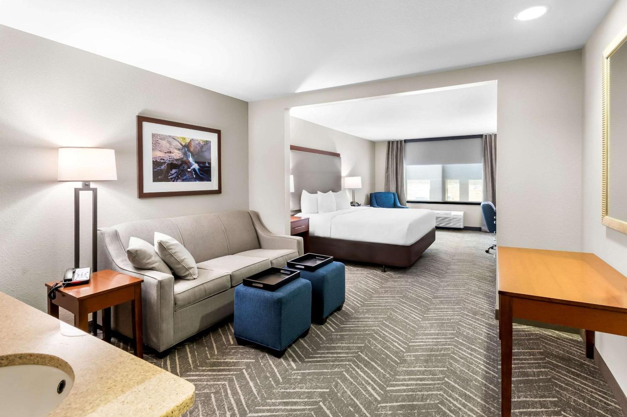 Comfort Inn & Suites Mountain Iron And Virginia Buitenkant foto