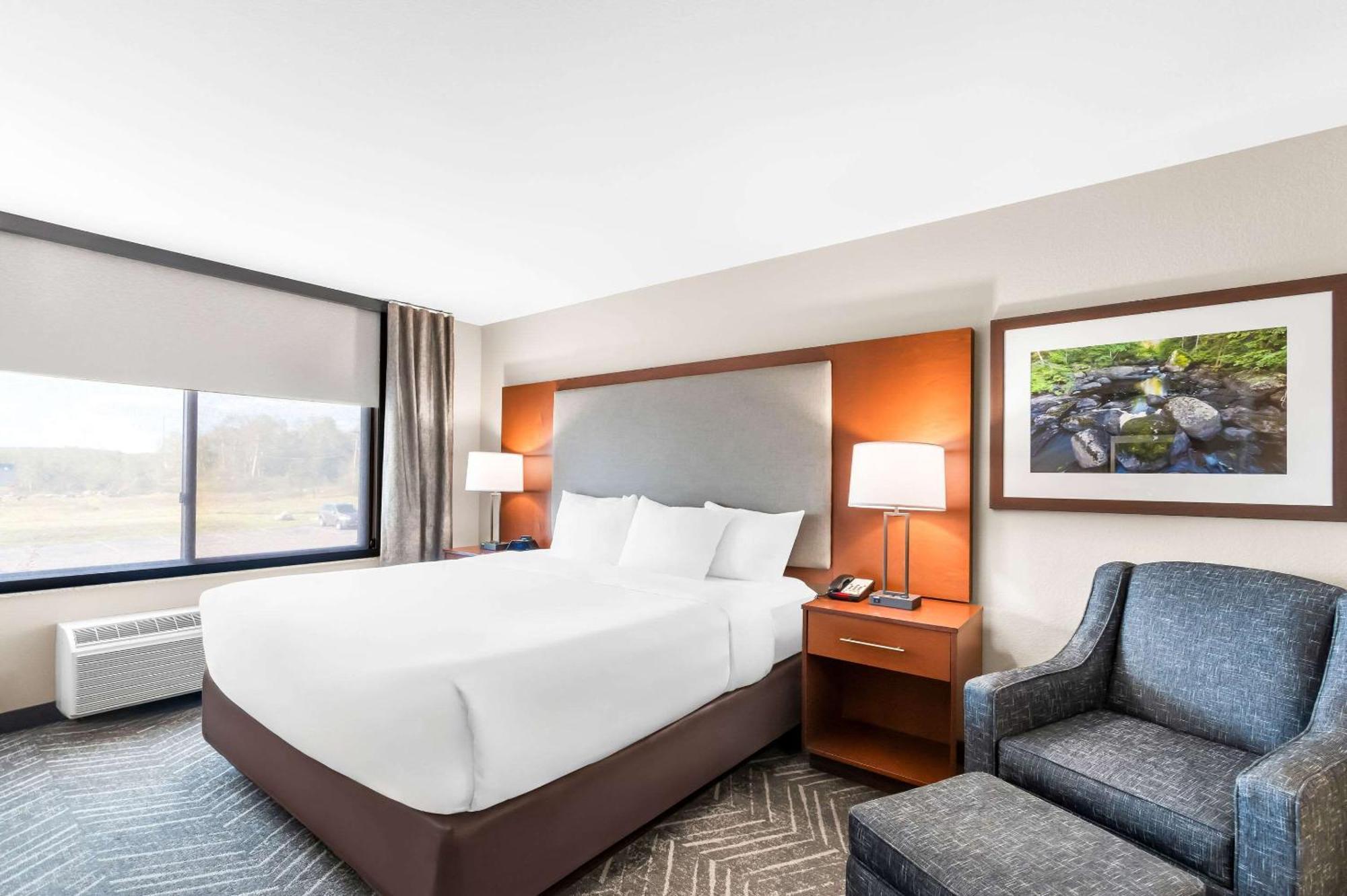 Comfort Inn & Suites Mountain Iron And Virginia Buitenkant foto