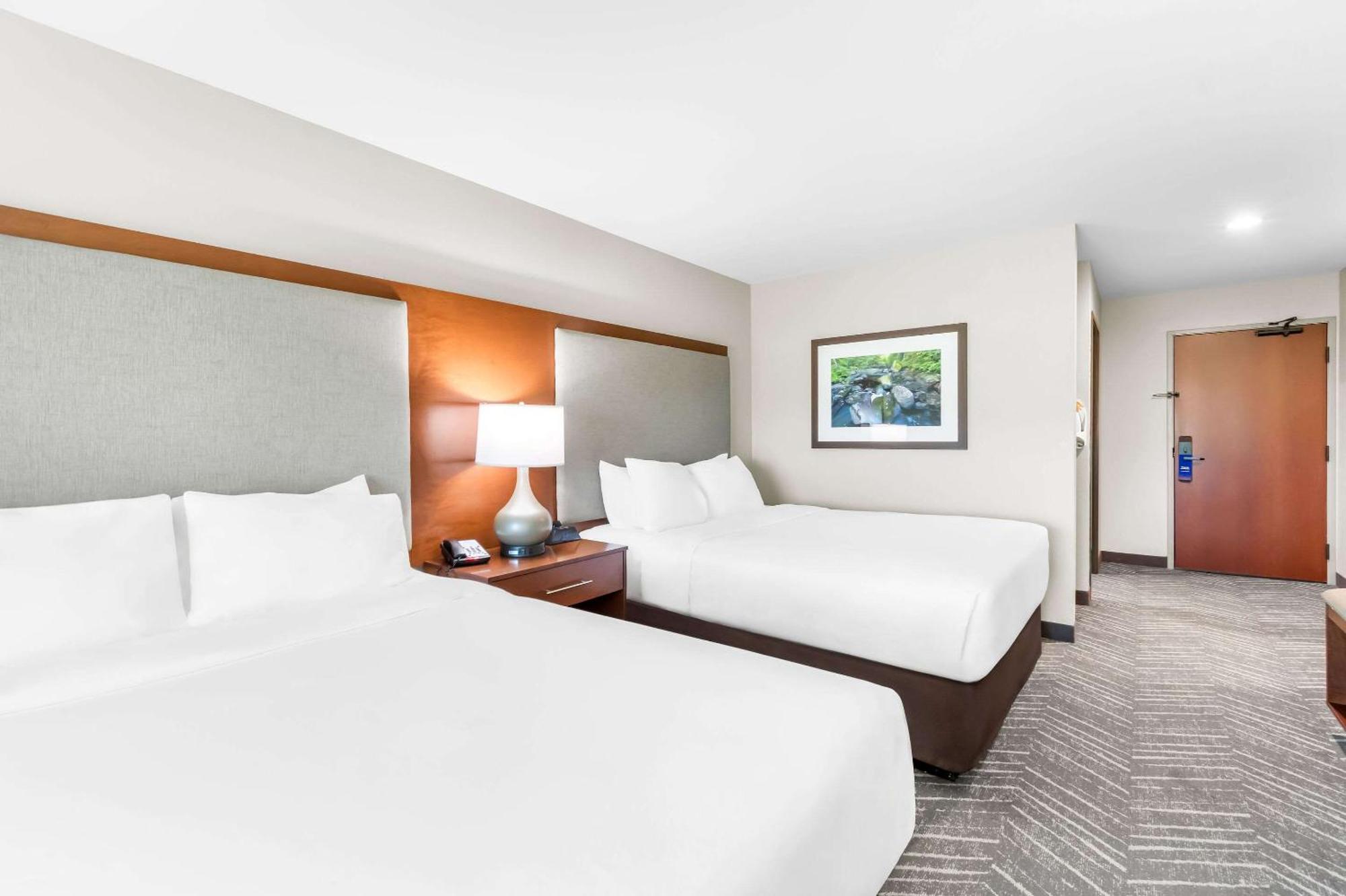Comfort Inn & Suites Mountain Iron And Virginia Buitenkant foto