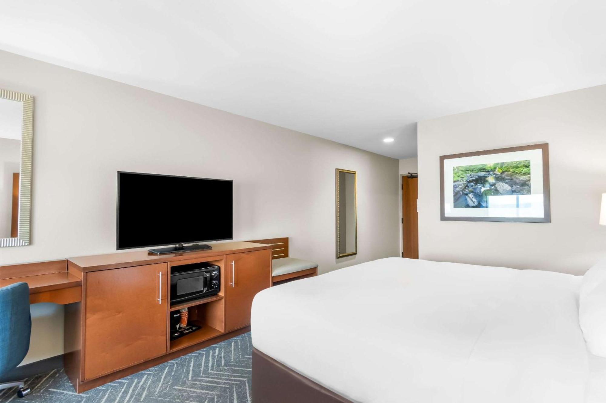 Comfort Inn & Suites Mountain Iron And Virginia Buitenkant foto